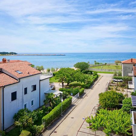 Apartments Grassi By Rent Istria Umag Exterior photo