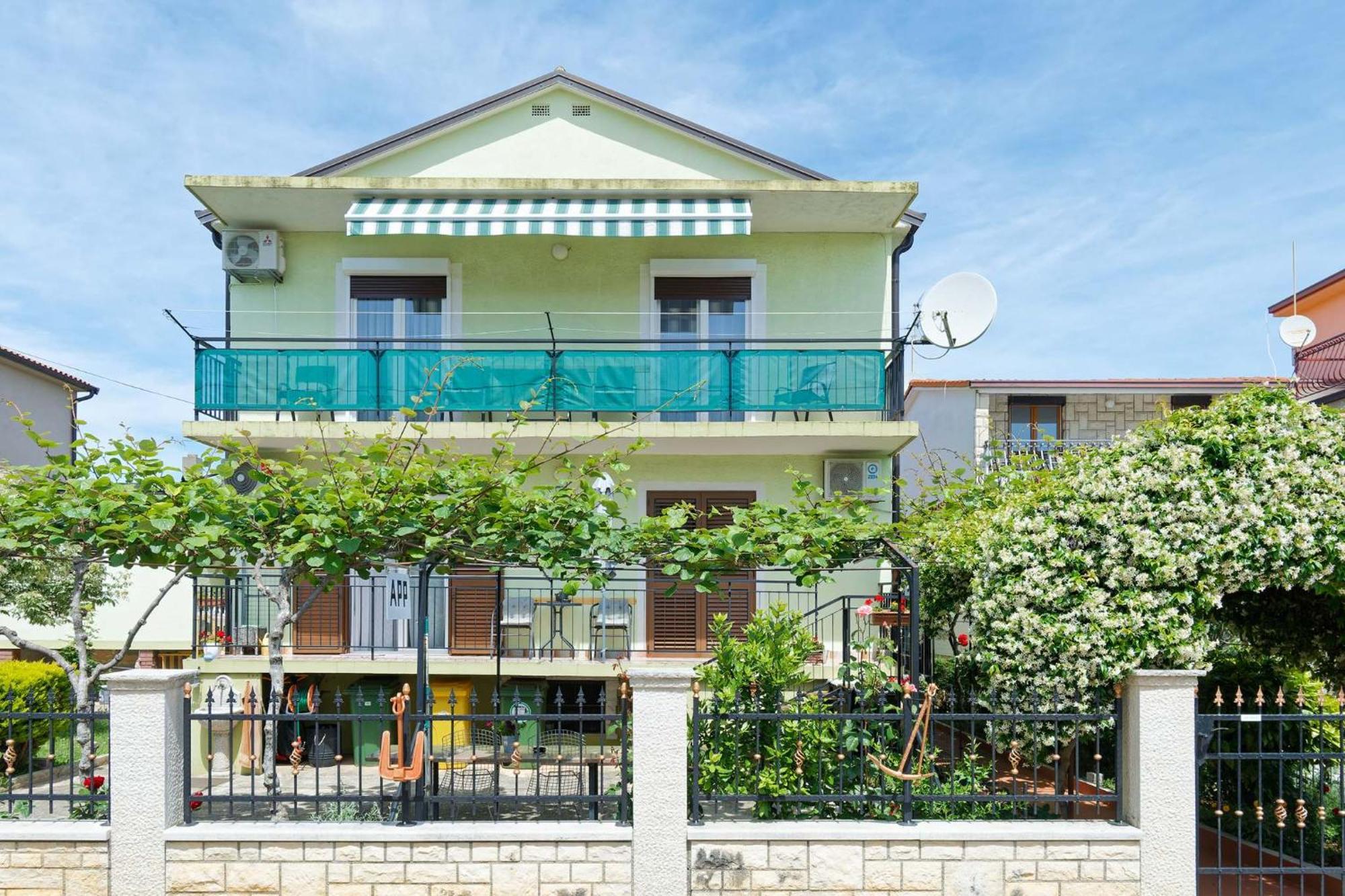 Apartments Grassi By Rent Istria Umag Exterior photo