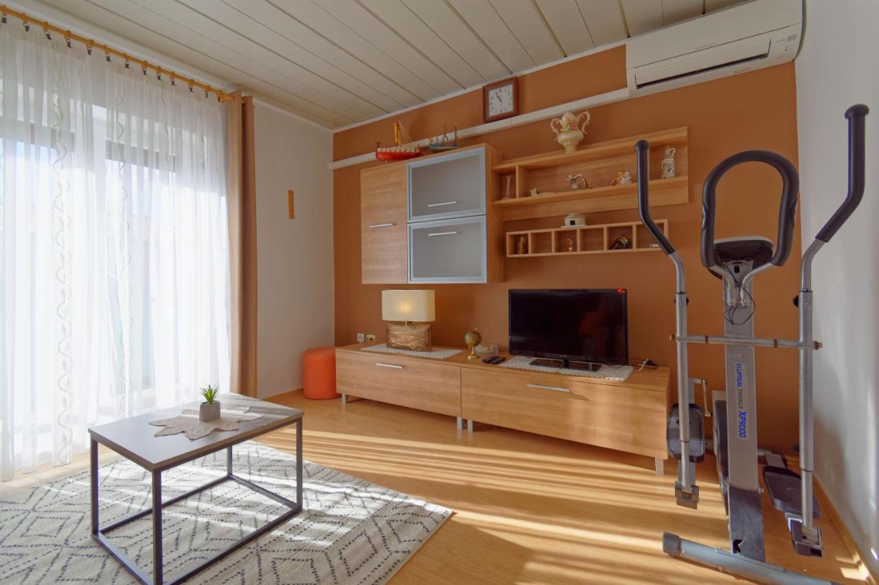 Apartments Grassi By Rent Istria Umag Exterior photo