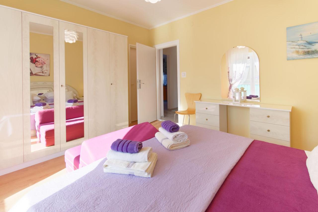 Apartments Grassi By Rent Istria Umag Exterior photo