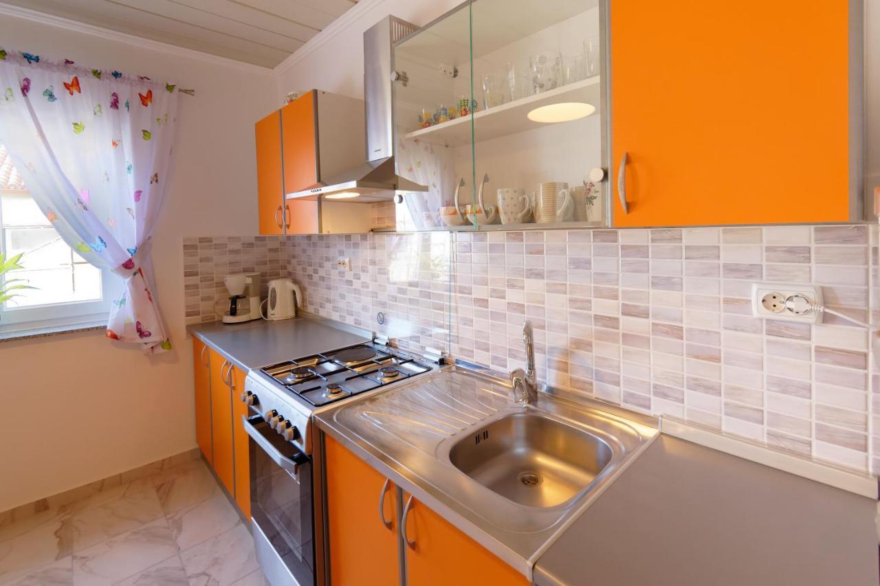 Apartments Grassi By Rent Istria Umag Exterior photo